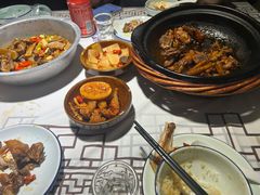 -客家大院·非遗赣南客家菜(郁孤台店)