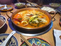 -洱火云南酸菜牛肉火锅(石景山当代商城店)