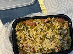 -老头爱马仕酸豇豆炒饭(丰富路店)