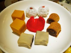 墨鱼汁鲅鱼鲜虾水饺-唐廊烤鸭店(工体店)