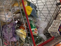 -大润发杨浦店-停车场