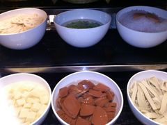 -岷山饭店-芝芝自助餐厅