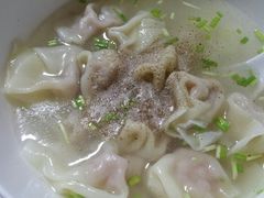 虾肉小馄饨-王家沙点心店(南京西路总店)