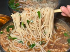 -正宗杨记普洱酸醋米线(总店)