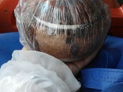 -志龙皇冠吃货椰子铺