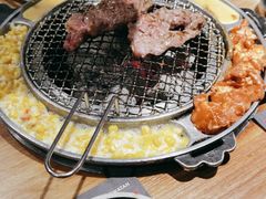 -青瓦炭韩潮烤肉(花园道店)