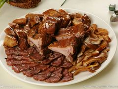 熏酱拼盘-闯关东东北农家菜(崂山石老人店)