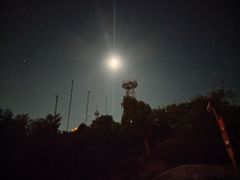 -鬼笑石后山停车场