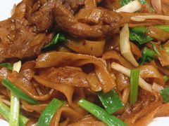 干炒牛河-稻香酒家·34年老字号·港式粤菜(汉街店)