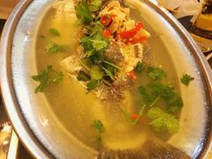 -J Daeng Seafood
