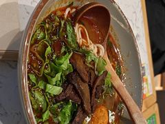 -百春原湖南牛肉粉(百联世纪店)