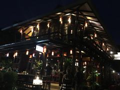 -Dash Teak House