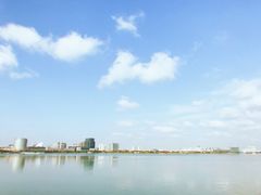 -上海滴水湖皇冠假日酒店