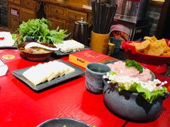 -谭鸭血老火锅·匠心(环球港旗舰店)