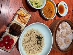 -裕兴记•蟹黄面馆(人民广场店)