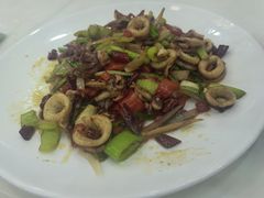 -覃记海鲜美食餐厅