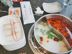 -江小渔鲜鱼火锅(西二道街店)