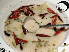 -江渔儿酸菜鱼·拔草餐厅(虎门君乐汇店)