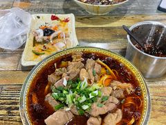 -胥佳烧鸡公牛肉面馆