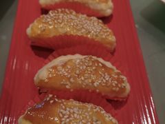 天鹅榴莲酥-希尔顿酒店-豫园中餐厅