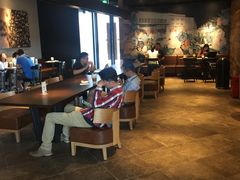大堂-星巴克臻选(上海长风大悦城店)