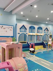-孩子王童乐园(余姚万达店)