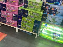 -百安居装修建材卖场(泰然店)