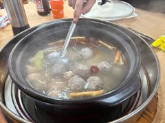 -濠轩阁特色生蚝火锅(水湾路店)