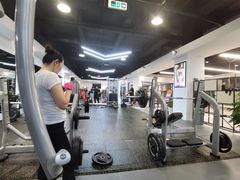 -健变健身俱乐部(前海天虹商场店)
