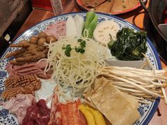 -周小明火锅(黑金冠社区店)