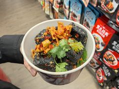 -黑色经典臭豆腐·湖南特产(步行街店)