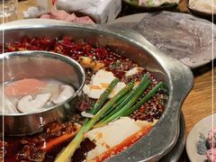 -周幺妹重庆老火锅(银泰城总店)