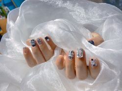 -Nail Me美甲美睫