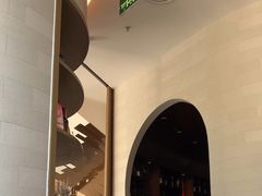 -斯普汇生蚝牛排馆(中骏世界城店)