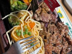 -豪客来牛排(重庆三峡广场步行街1704店)