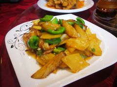 地三鲜-长城东北菜(新港西路店)