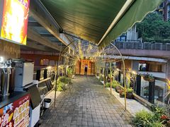 -冰冰龙虾·江湖菜·花园江景餐厅