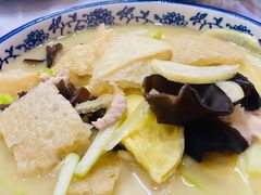 古镇炒三鲜-邱记私房菜·十八年本地菜