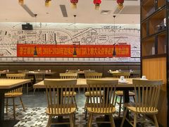 大堂-李子坝梁山鸡(北碚万达五鸡哥店)