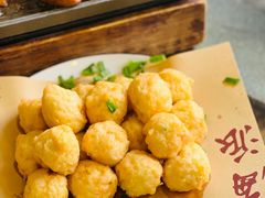 章丘大葱丸子-海派美食•海鲜青岛菜•活海肠捞饭(台东店)