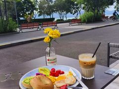 -ommo cafe(半岛城邦店)