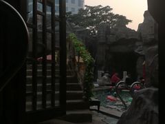 -裕龙汤泉