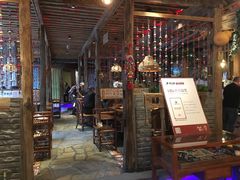 -老牌坊云南鱼豆花火锅(爱建店)