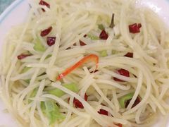 -鹤乡东北菜(崮山路店)