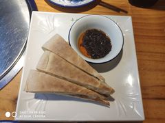 地锅馍-小小河边鱼(天润城店)