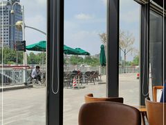 -星巴克(潍坊泰华广场店)