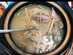 老鸭煲-听风阁农家私房菜茶楼(龙坞店)