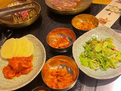 -臻牛烤肉