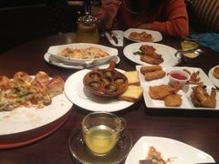 必胜客(中纬店)-必胜客(新中纬店)