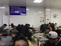 大堂-汪家馄饨(集庆路店)